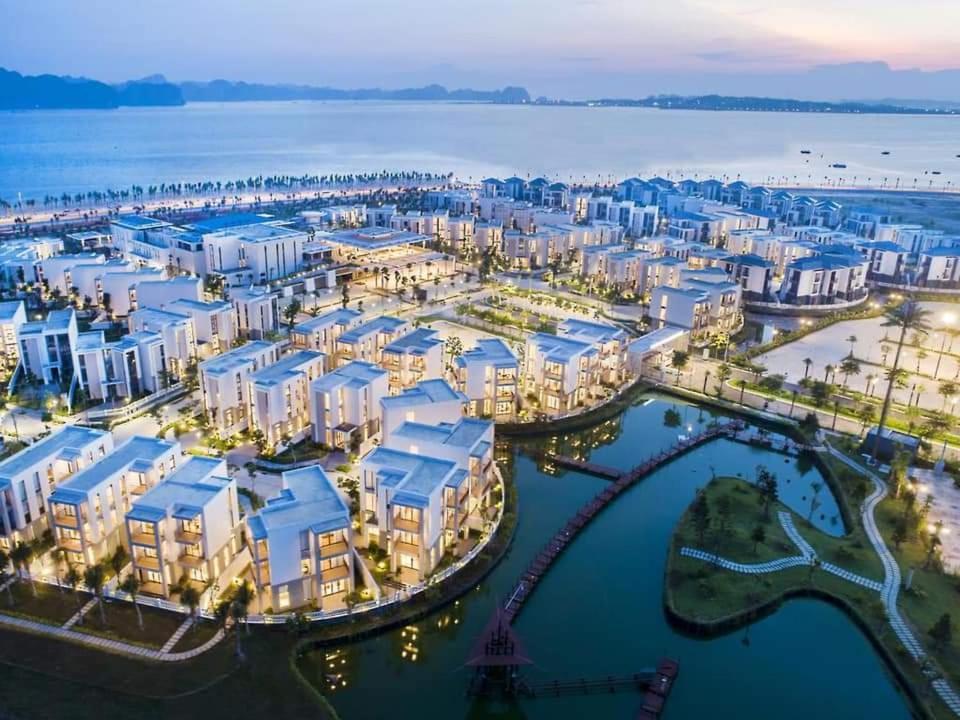 Aroma Ha Long Hotel 外观 照片